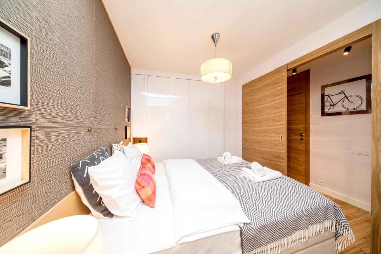 Golden Apartment With Air Condition By Your Freedom Warschau Exterior foto